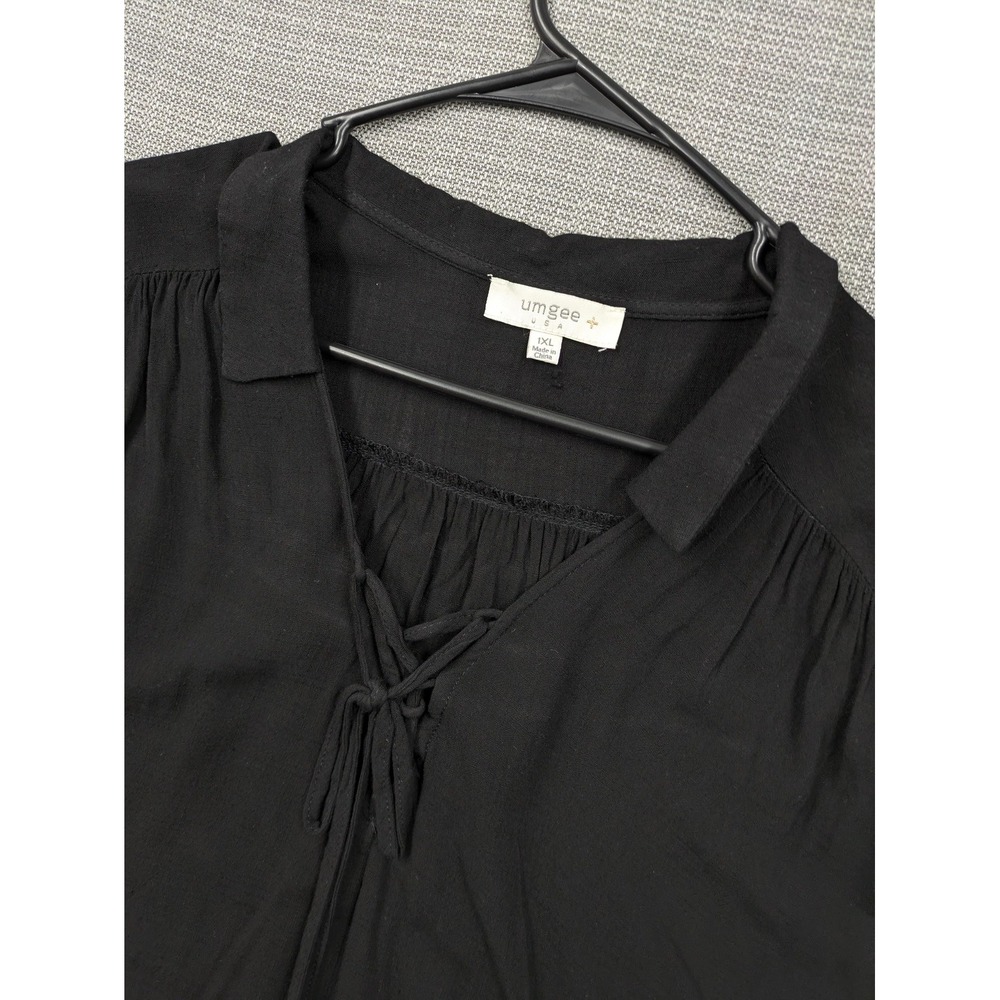 Umgee Tunic Blouse Womens 1XL Black Lace Hem Tie Neck Short Sleeve Boho Top
